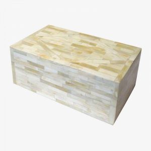 Caja Decorativa de Asta Natural con Diseño en Mosaico