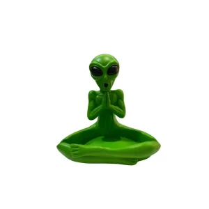 CENICERO ALIEN VERDE REZANDO
