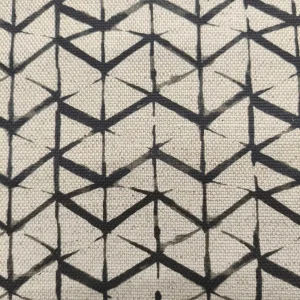 TELA GEOMÉTRICA BLANCO Y NEGRO – AZTECA 3 – ANCHO 157 CM