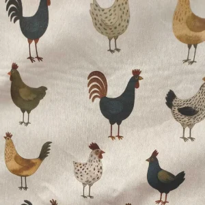 TELA RESINADA GALLINAS MULTICOLOR 140CM – 50% ALGODÓN 50% POLIÉSTER