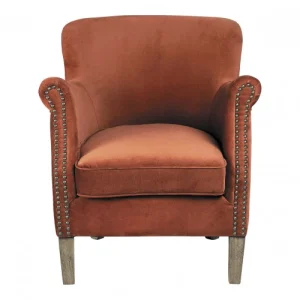 Sillón de Terciopelo en Tono Naranja Quemado con Detalles de Tachuelas